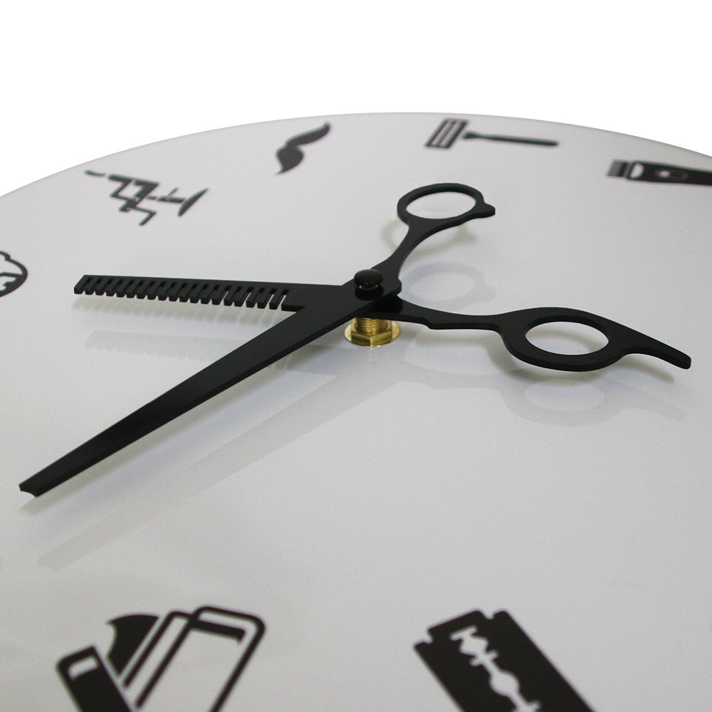 Friseursalon-Wanduhr mit Scher – Men'S Grooming Studio Bewertung und Preis